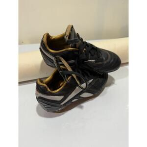 Vintage Reebok Sprint Fit Youth 10.5 Black Soccer Cleats Shoes